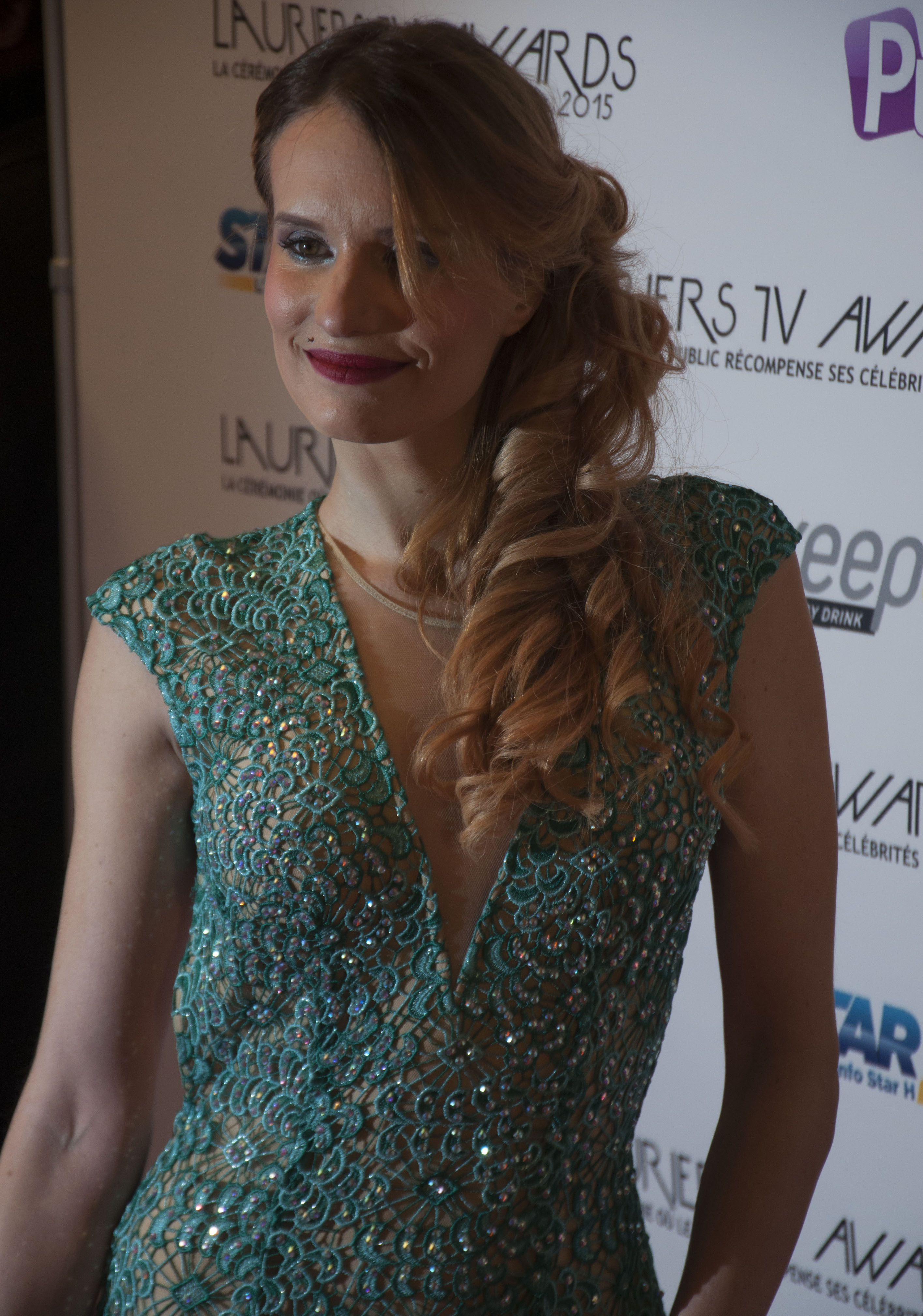 star-24-tv-tenues-red-carpet-LTVA-2015 (3)