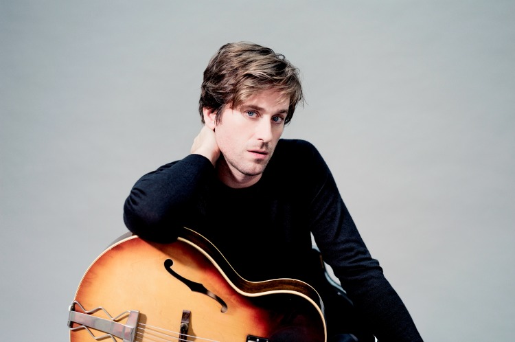 Star-24-tv-Thomas-Dutronc2