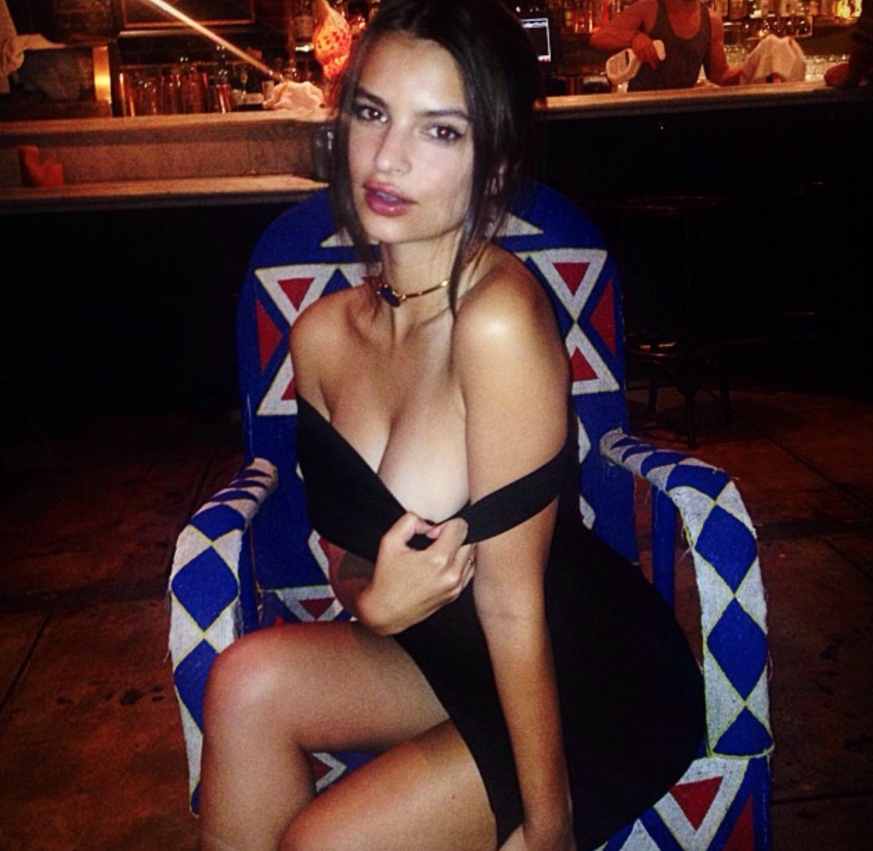 star-24-tv-Emily-Ratajkowski-top5-photos-sexy (2)