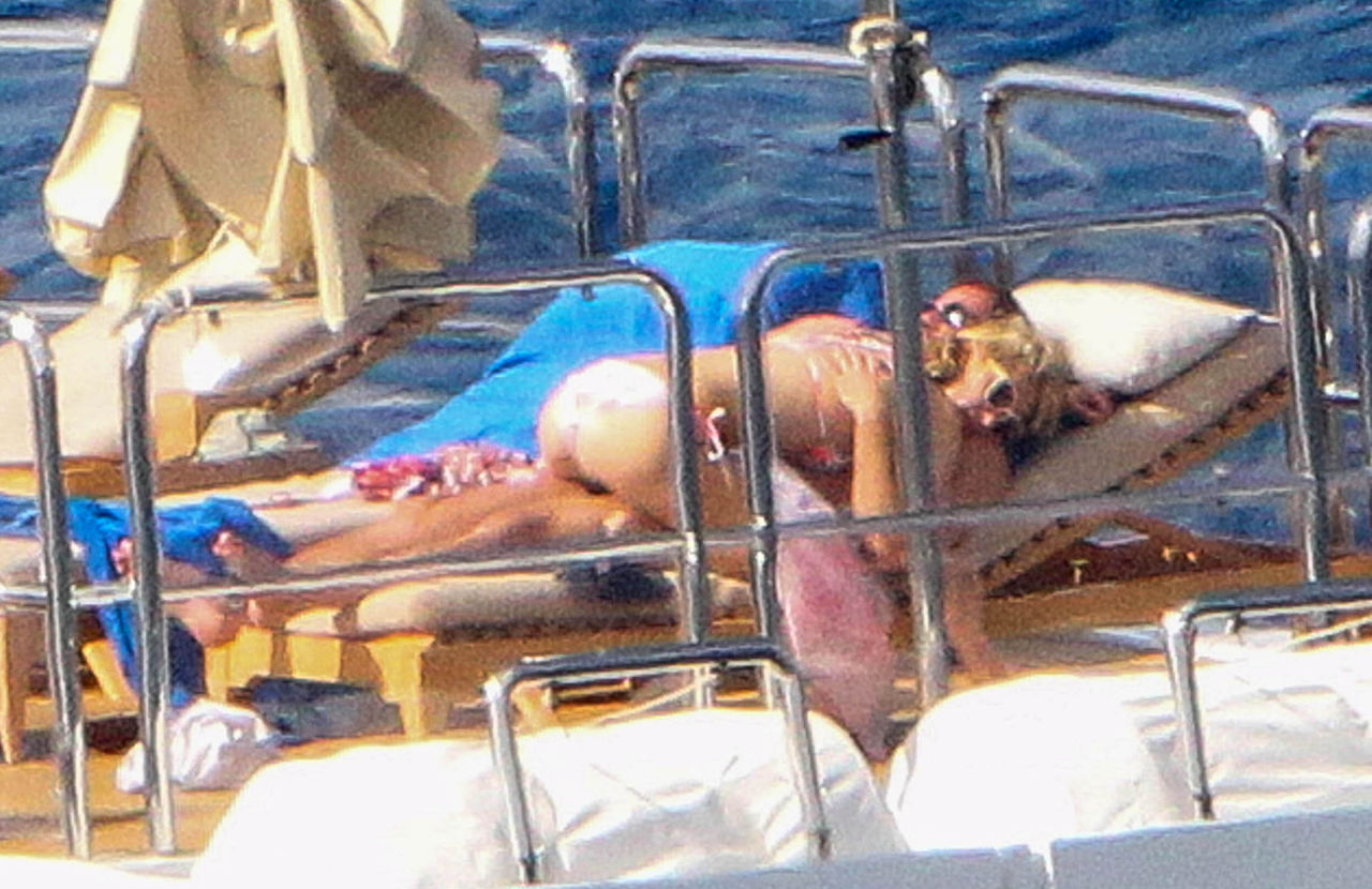 star-24-tv-paris-hilton-Thomas-Gross