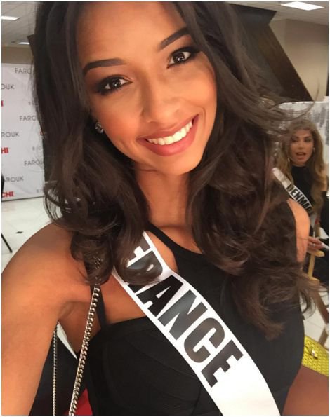 Photos-Miss-Univers-Flora-Coquerel-divine-en-bikini-!_portrait_w674 (1)