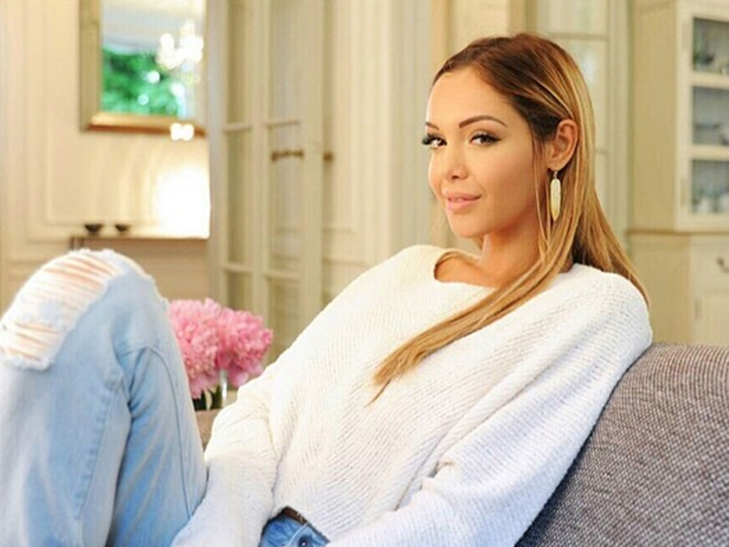nabilla2