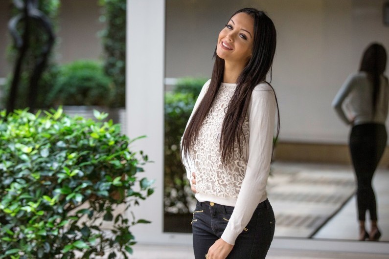 7775944541_nabilla-benattia