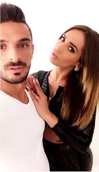 415943-julien-tanti-et-sa-compagne-manon-marsau-990x0-1